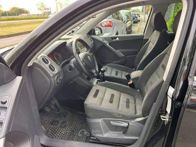 Volkswagen Tiguan I 2008 2.0 4X4 tdi Sport 4 MOTION 140 CV * KM CERTIFICATI* Nero usata Inzago