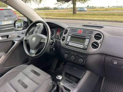 Volkswagen Tiguan I 2008 2.0 4X4 tdi Sport 4 MOTION 140 CV * KM CERTIFICATI* Nero usata Inzago