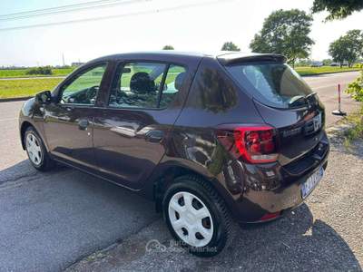 Dacia Sandero II 2017 1.0 sce Ambiance 75cv Euro 6 Marrone usata Inzago