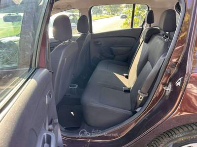 Dacia Sandero II 2017 1.0 sce Ambiance 75cv Euro 6 Marrone usata Inzago