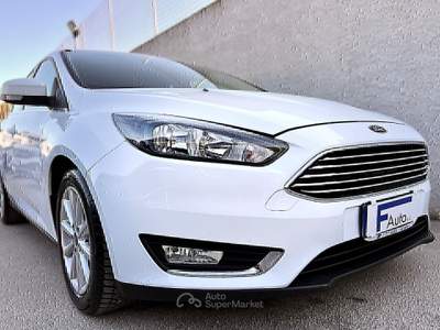 Ford Focus Start&Stop Powershift Business Bianco usata San Michele Salentino