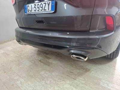 Ford Kuga TDCI EcoBlue 120 CV 2WD ST-Line - 2022 Grigio usata ANDRIA