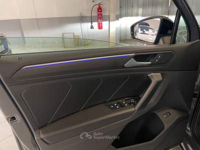 Volkswagen Tiguan SCR DSG R-Line Black Telec. Grigio usata Gozzano