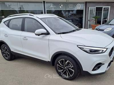 MG ZS VTi-tech Luxury 05/2024 garanzia 7 anni Bianco usata Parete
