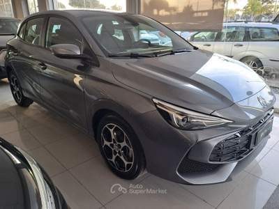 MG3 MG3 Comfort 1.5 Benzina Anno 2025 km 18335 Nero usata Parete