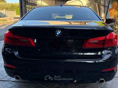BMW Serie 5 520d 520 520d 48V Luxury Nero usata Roma