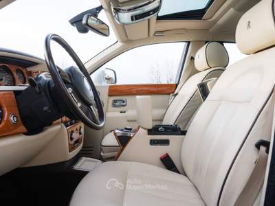 Rolls Royce Phantom  Bianco usata Roma