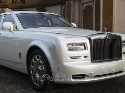 Rolls Royce Phantom  Bianco usata Roma