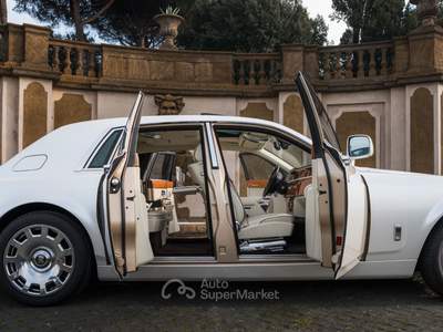 Rolls Royce Phantom  Bianco usata Roma