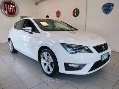 Seat Leon 5p 1.4 tsi BENZINA FR Bianco usata Abbiategrasso