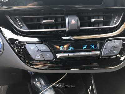 Toyota C-HR 184 CV E-CVT GR SPORT Bianco usata Castelli Calepio