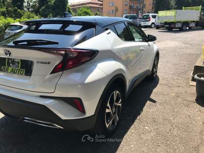 Toyota C-HR 184 CV E-CVT GR SPORT Bianco usata Castelli Calepio