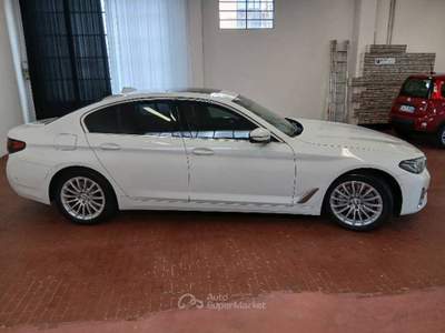 BMW Serie 5 530d bmw 530d +ibrida Bianco usata Borgonovo Val Tidone