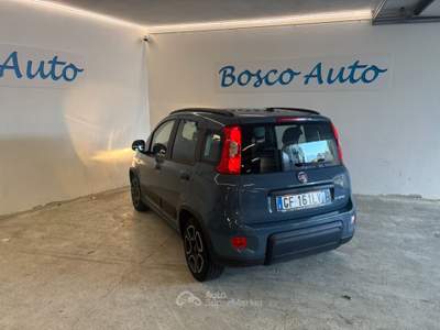 Fiat Panda Panda 1.0 firefly hybrid Cross s&amp;s 70cv 5p.ti Grigio usata Borgo San Dalmazzo