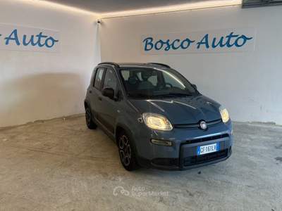 Fiat Panda Panda 1.0 firefly hybrid Cross s&amp;s 70cv 5p.ti Grigio usata Borgo San Dalmazzo
