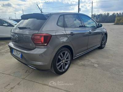 Volkswagen Polo - 2018 R-LINE Grigio usata ANDRIA