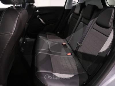 Peugeot 2008 1.5 bluehdi Allure s&s 100cv 5marce Grigio usata Carlentini