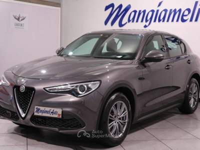 Alfa Romeo Stelvio 2.2 t Business Q4 190cv auto Grigio usata Carlentini