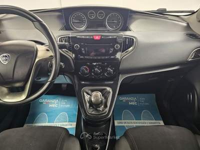 Lancia Ypsilon 5 porte Platinum – NeoPatentati Bianco usata TORINO