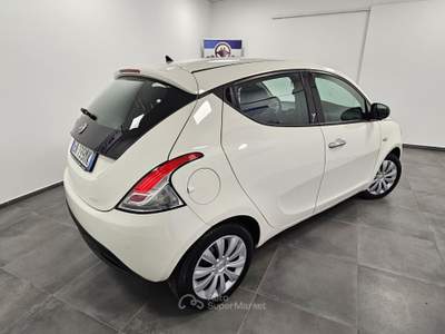 Lancia Ypsilon 5 porte S&S Platinum - NeoPatentati Beige usata TORINO