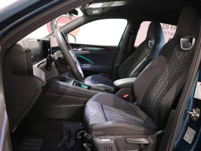 Volkswagen Tiguan 2.0 tdi R-Line 150cv dsg Blu/Azzurro usata Carlentini