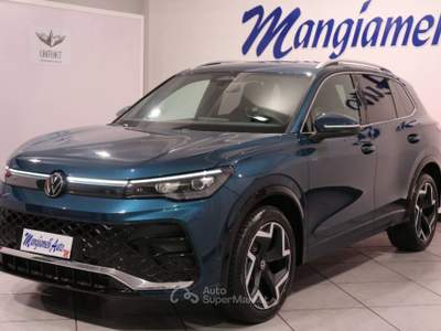 Volkswagen Tiguan 2.0 tdi R-Line 150cv dsg Blu/Azzurro usata Carlentini