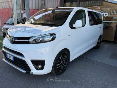 Toyota Proace Verso 2.0 D-4D L1 Luxury 8 posti Bianco usata Pianiga