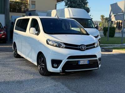 Toyota Proace Verso 2.0 D-4D L1 Luxury 8 posti Bianco usata Pianiga