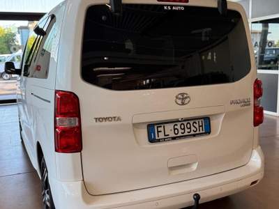 Toyota Proace Verso 2.0 D-4D L1 Luxury 8 posti Bianco usata Pianiga