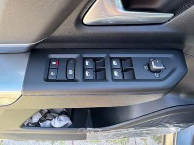 Jeep Compass New Compass 1.2cc E-Hybrid 145cv Edct6 First Edition Grigio usata Pozzuoli