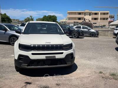 Jeep Avenger Jeep Avenger e-Hybrid Longitude 1.2 110cv DCT MHEV Bianco usata Mondragone