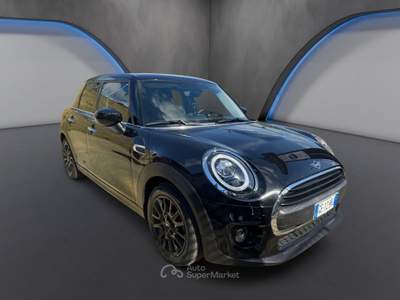 MINI Clubman One 1.5cc 75cv 5 Porte Baker Street Nero usata Pozzuoli