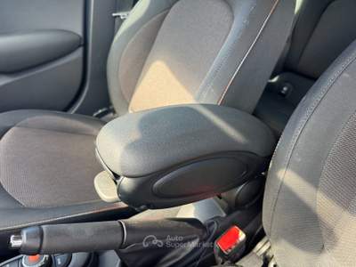 MINI Clubman One 1.5cc 75cv 5 Porte Baker Street Nero usata Pozzuoli