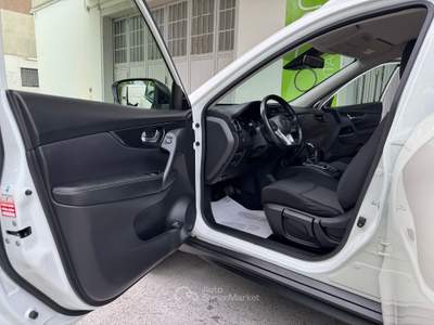 Nissan X-Trail N-Connecta 2wd xtronic GARANZIA 24 MESI TAGLIANDI CERTIFICATI Bianco usata Riccione
