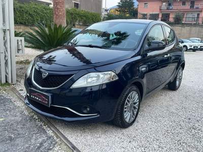 Lancia Ypsilon 5 porte Gold Blu/Azzurro usata Pollena Trocchia