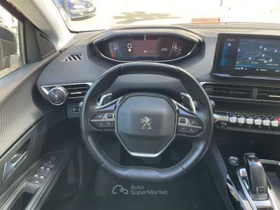 Peugeot 3008 S&S EAT8 Allure Rosso usata Pollena Trocchia