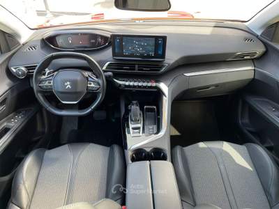 Peugeot 3008 S&S EAT8 Allure Rosso usata Pollena Trocchia