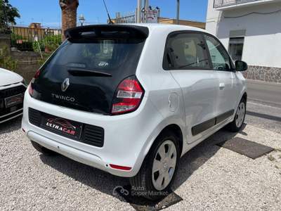 Renault Twingo 1.0 70 cv Life Bianco usata Pollena Trocchia