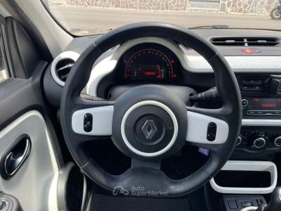Renault Twingo 1.0 70 cv Life Bianco usata Pollena Trocchia