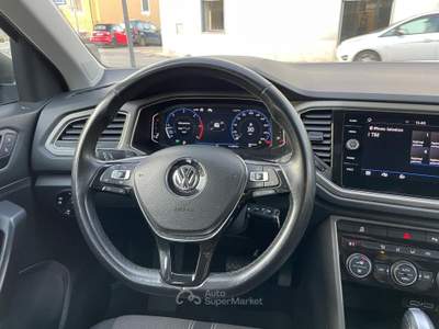 Volkswagen T-Roc SCR 150 CV DSG Advanced Grigio usata Pollena Trocchia
