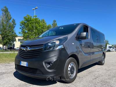 Opel Vivaro Opel Vivaro Biturbo 9 posti passo lungo full optional Grigio usata Fano