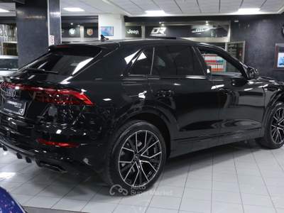 Audi Q8 286 cv quattro tiptronic S line edition Nero usata Modica