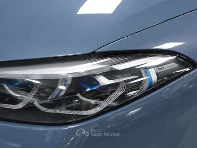 BMW Serie 8 840d 840d Coupé 48V mhev xDrive Msport Individual Composition auto Blu/Azzurro usata Modica