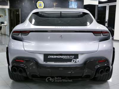Ferrari Purosangue Purosangue_ufficiale Italia_full carbon_iva deducibile Argento usata Modica