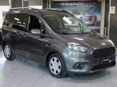 Ford Tourneo Courier Plus Grigio usata Modica