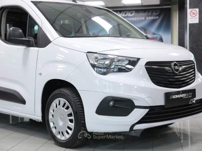 Opel Combo 1.5 diesel 100 cv Edition Plus_N1 autocarro Bianco usata Modica