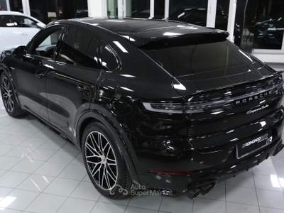 Porsche Cayenne Coupé 4.0 V8 Turbo 740 cv E-Hybrid plug-in auto Nero usata Modica