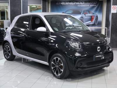 Smart ForFour 70 1.0 Passion Nero usata Modica