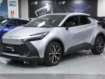 Toyota C-HR 1.8 HEV 140 cv Trend E-CVT Argento usata Modica