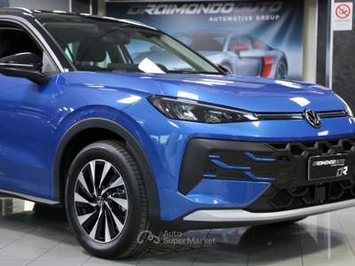 Volkswagen T-Roc 1.5 eTSI Life 115cv DSG_NUOVA 2026 KM0 Blu/Azzurro usata Modica